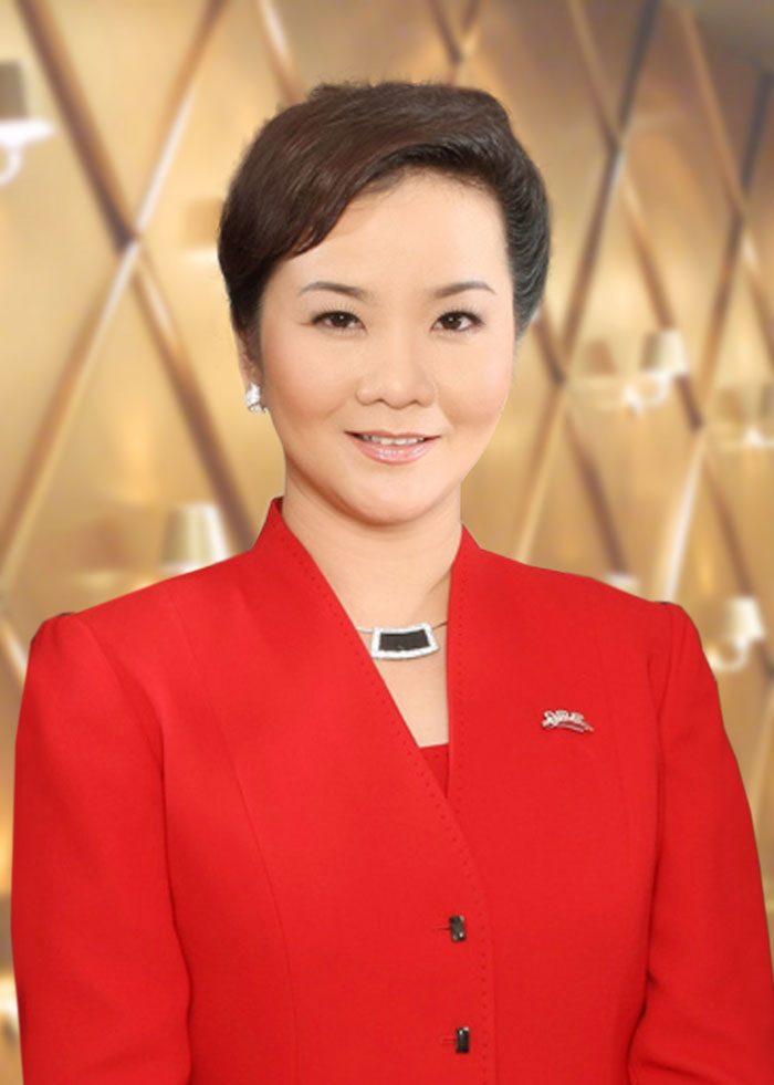 Mrs. Võ Thị Xuân Trang - Trưởng BGK Hoa hậu Hoàn vũ Việt Nam 2015