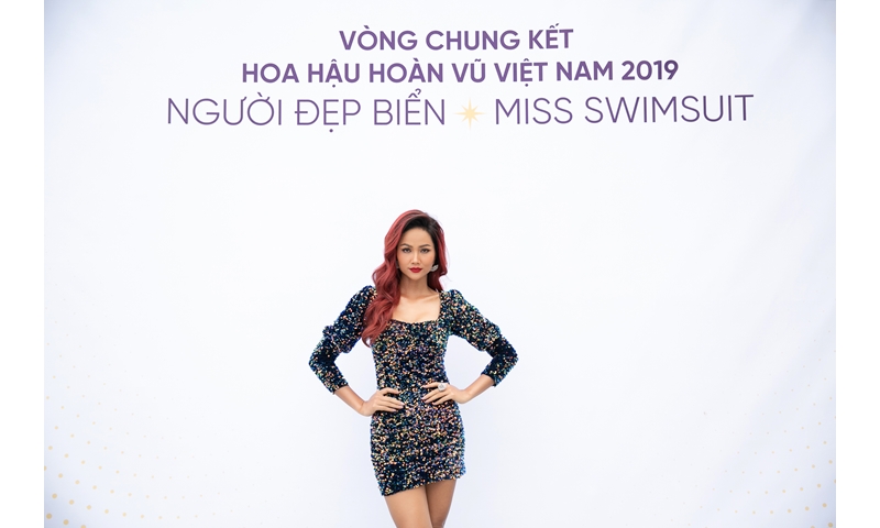Hoa hậu H'Hen Niê dẫn dắt phần thi 'Người đẹp Biển' Hoa hậu Hoàn vũ Việt Nam 2019