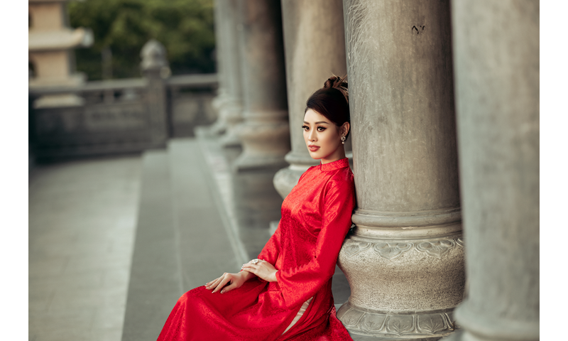 Chán sexy, Hoa hậu Khánh Vân nền nã với áo dài truyền thống