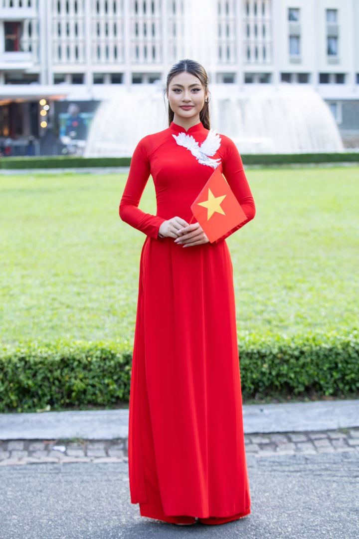 HOA HẬU HOÀN VŨ VIỆT NAM TỰ HÀO GÓP PHẦN LAN TỎA GIÁ TRỊ LỊCH SỬ VÀ TINH THẦN DÂN TỘC NHÂN KỶ NIỆM 50 NĂM NGÀY GIẢI PHÓNG MIỀN NAM, THỐNG NHẤT ĐẤT NƯỚC