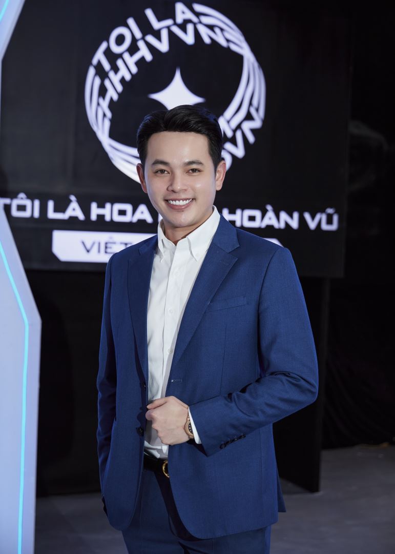 LỘ DIỆN HỘI ĐỒNG GIÁM KHẢO VÒNG SƠ KHẢO HOA HẬU HOÀN VŨ VIỆT NAM 2025: NHỮNG GƯƠNG MẶT HÀNG ĐẦU TRONG CÁC LĨNH VỰC