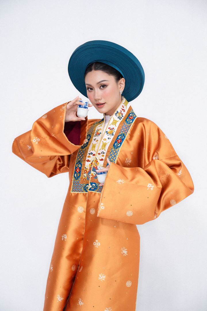 HOA HẬU PHƯƠNG LINH ‘XUYÊN KHÔNG’ TRONG HÌNH HIỆU ROAD TO MISS COSMO 2025, HƯỚNG ĐẾN DẤU MỐC 100 NĂM QUỐC KHÁNH VIỆT NAM