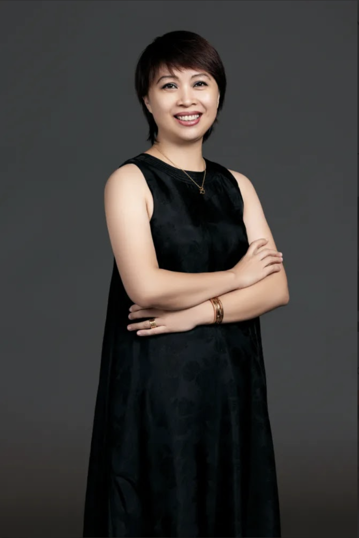 LỘ DIỆN HỘI ĐỒNG GIÁM KHẢO VÒNG SƠ KHẢO HOA HẬU HOÀN VŨ VIỆT NAM 2025: NHỮNG GƯƠNG MẶT HÀNG ĐẦU TRONG CÁC LĨNH VỰC